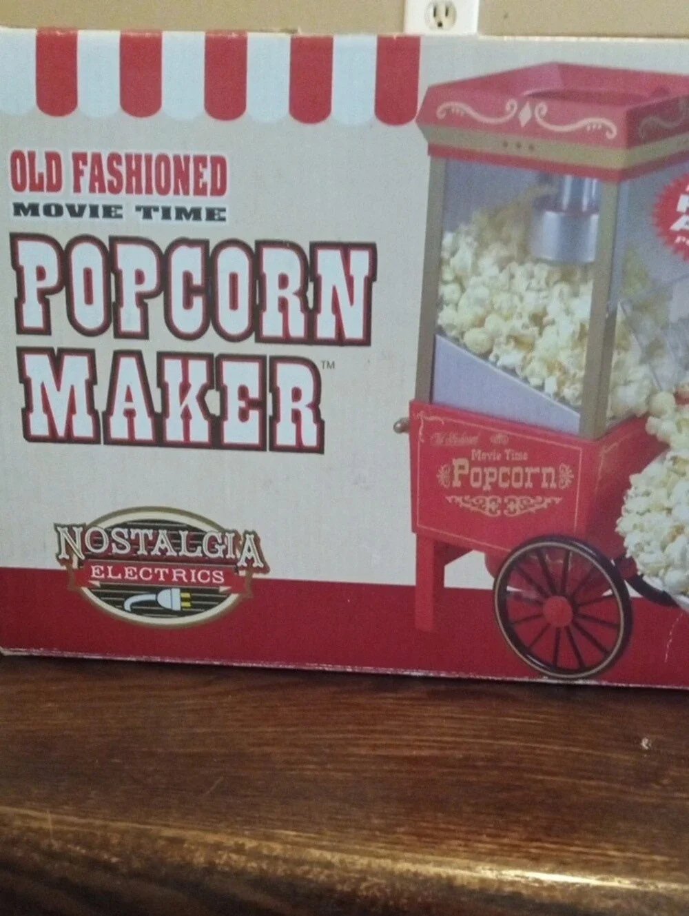 Nostalgia Electrics Popcorn Maker - Old Fashioned Movie Time